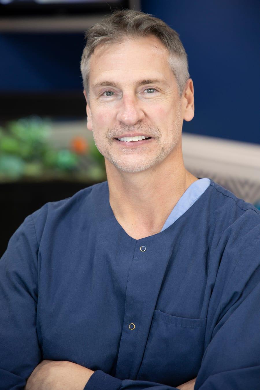 Dr. Dave Rutcosky, odontólogo pediátrico certificado en Kids Dentist de Grayslake, Illinois